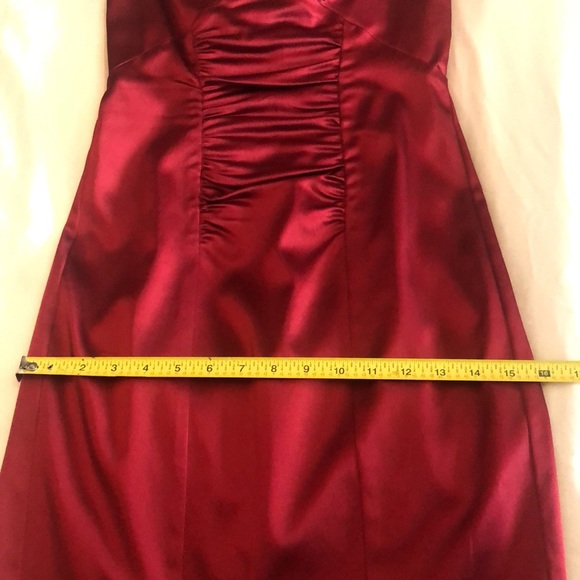 Nicole Miller collection strapping red bodycon - Picture 8 of 9